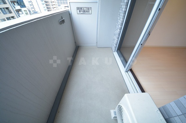 25/30 バルコニー