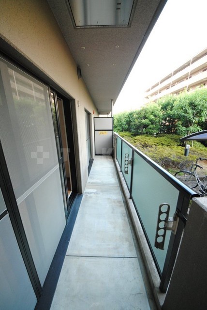 21/30 バルコニー