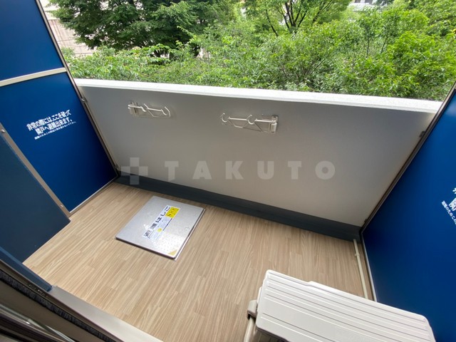 16/22 バルコニー