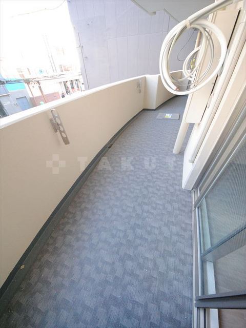 21/30 バルコニー
