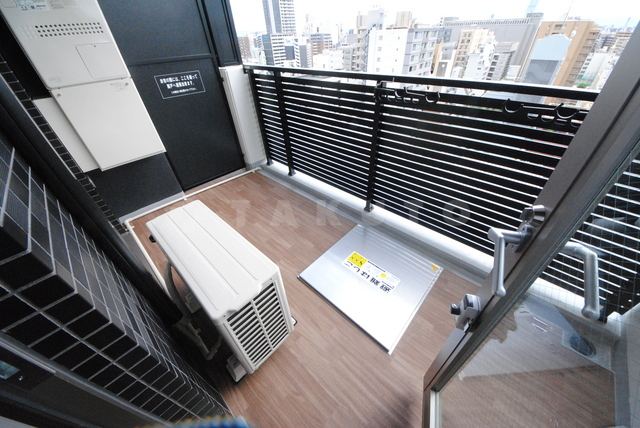 14/27 バルコニー