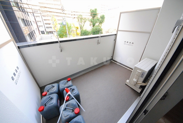 15/22 バルコニー