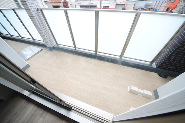 15/27 バルコニー