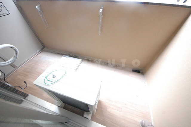 16/25 バルコニー