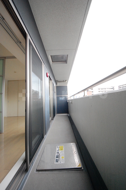 25/30 バルコニー