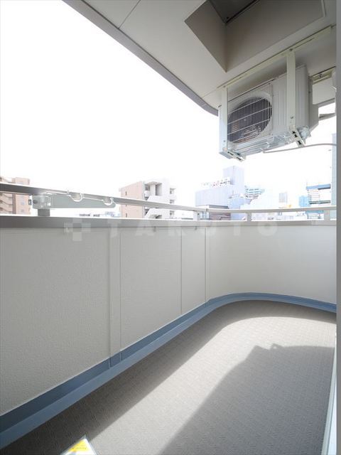 23/30 バルコニー