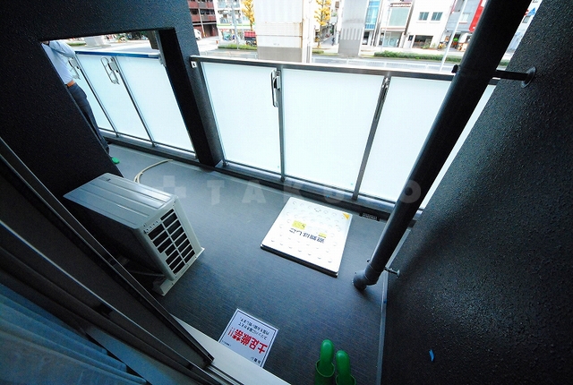 16/23 バルコニー