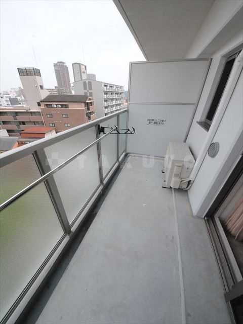 23/30 バルコニー