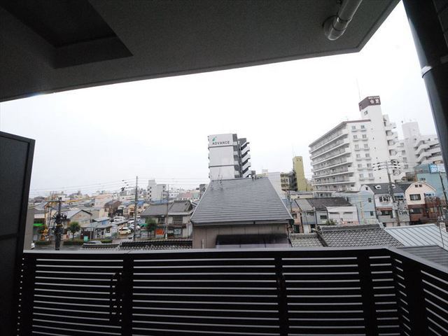 17/28 バルコニー