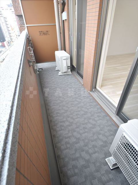 15/28 バルコニー