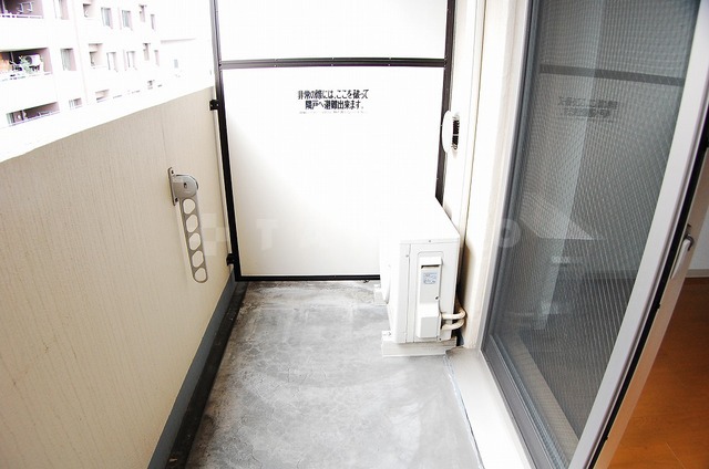 13/23 バルコニー