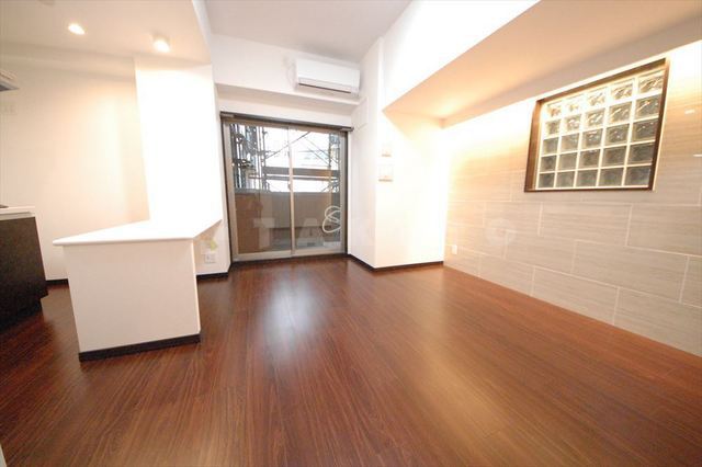 23/30 バルコニー