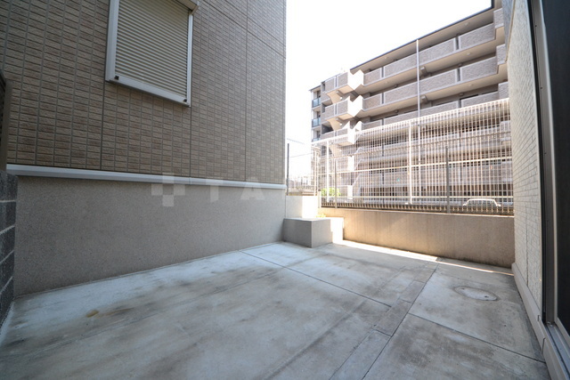 20/30 バルコニー