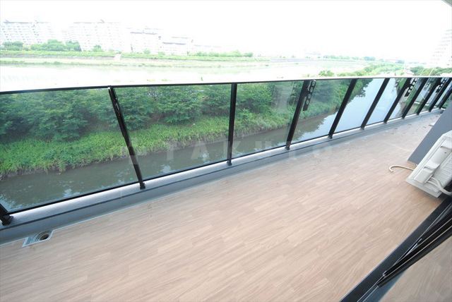 17/30 バルコニー