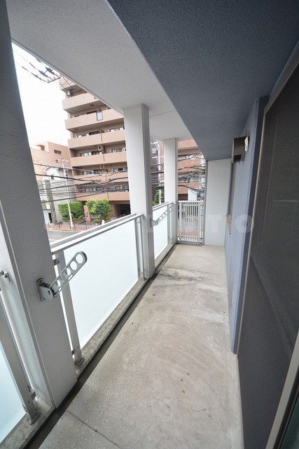 25/30 バルコニー