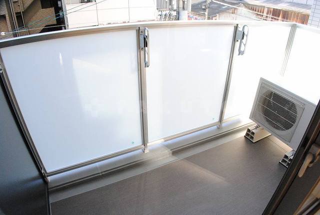 18/30 バルコニー