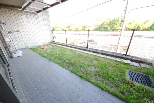 19/27 バルコニー