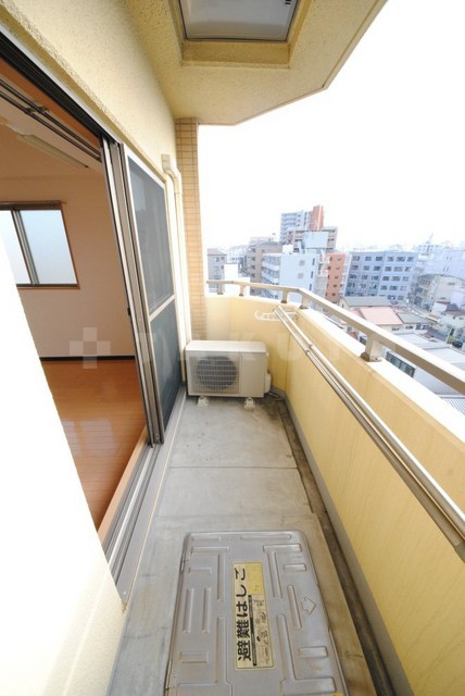 19/29 バルコニー