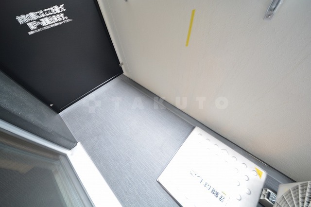 18/24 バルコニー