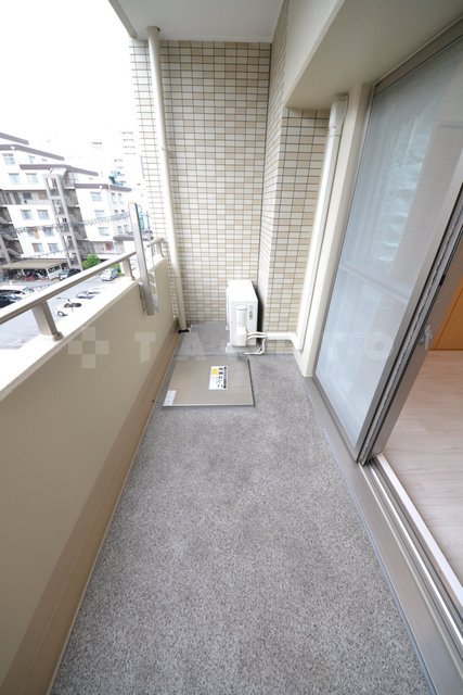 20/30 バルコニー