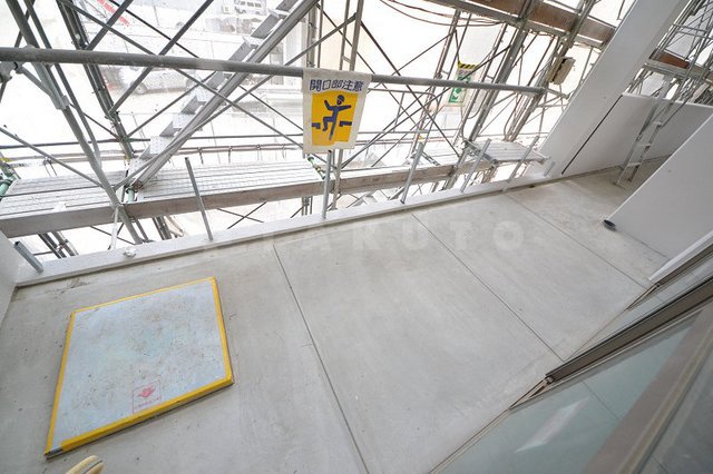 13/25 バルコニー