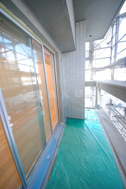 17/28 バルコニー