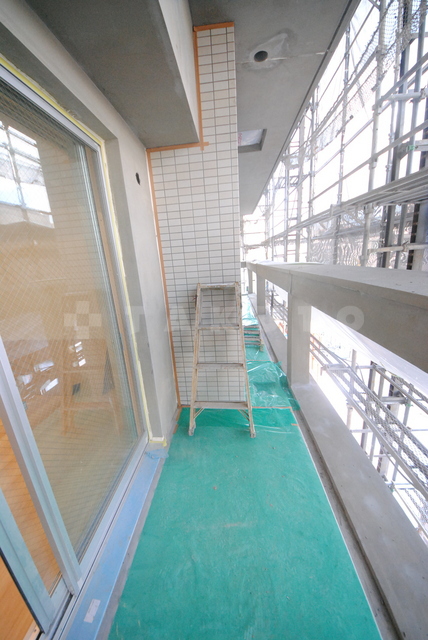 15/27 バルコニー