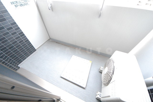 15/26 バルコニー