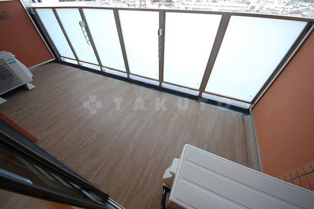 13/25 バルコニー