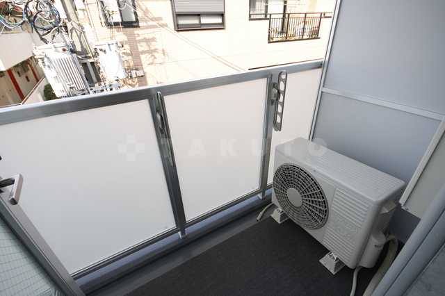 13/23 バルコニー