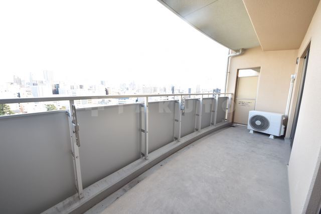 22/30 バルコニー