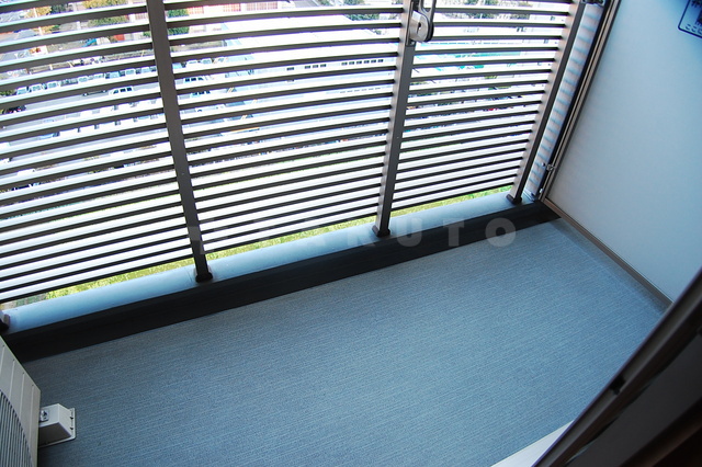 13/20 バルコニー