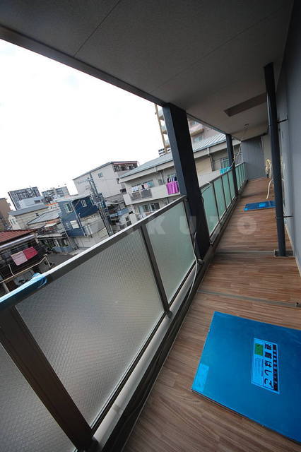 13/26 バルコニー