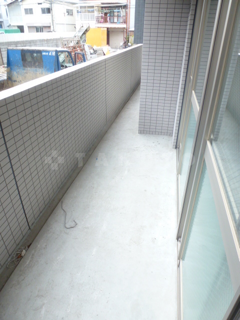 20/30 バルコニー