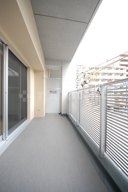 15/27 バルコニー