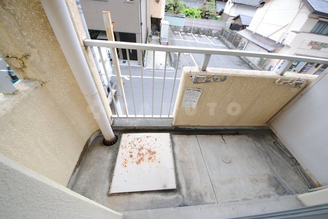 15/26 バルコニー