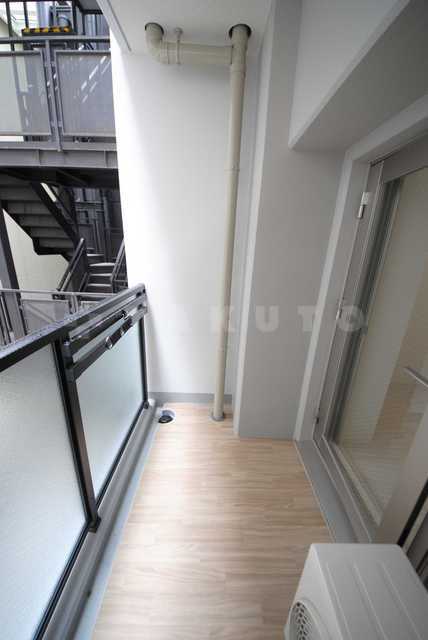 19/28 バルコニー