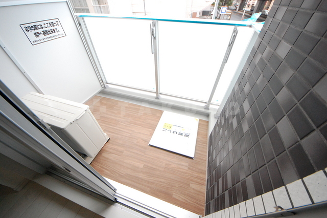 23/30 バルコニー