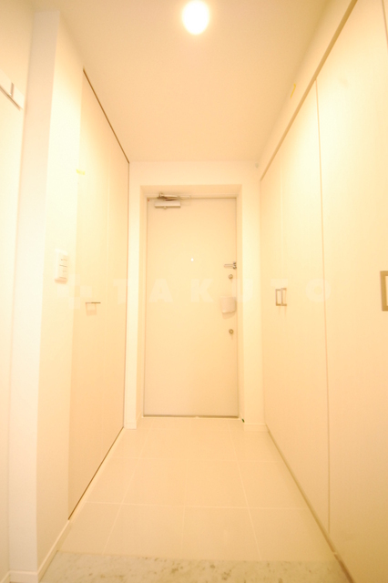 13/30 玄関