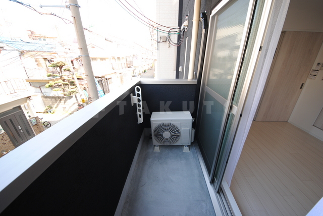 22/28 バルコニー