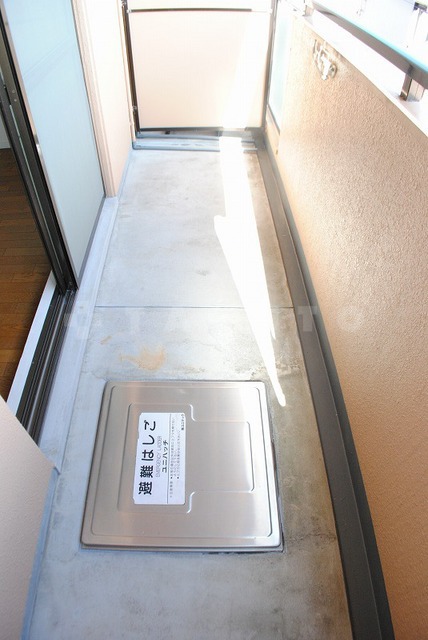 17/28 バルコニー