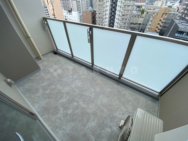 25/30 バルコニー