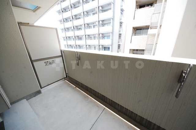 19/30 バルコニー