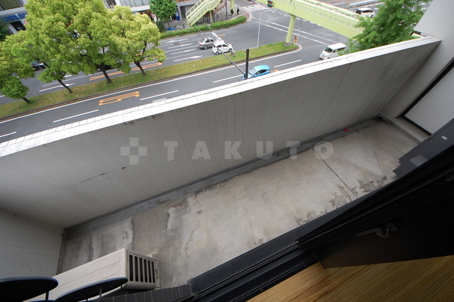 25/30 バルコニー