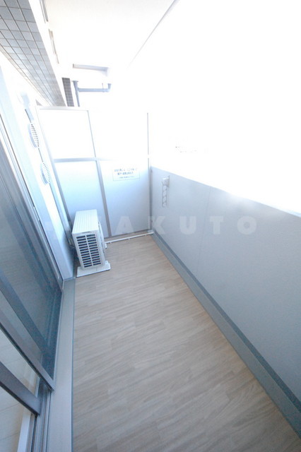 13/16 バルコニー