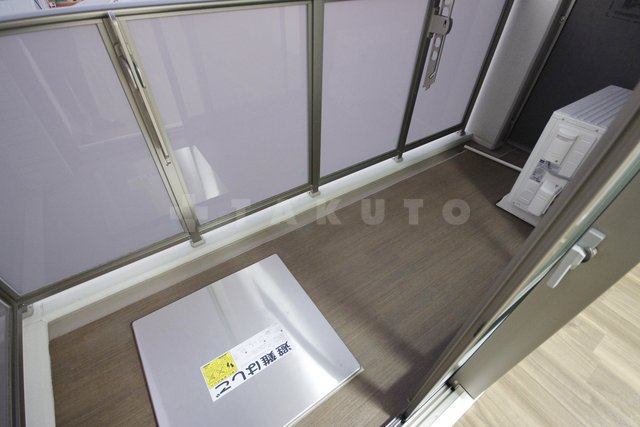 13/21 バルコニー