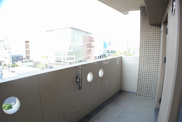 16/25 バルコニー