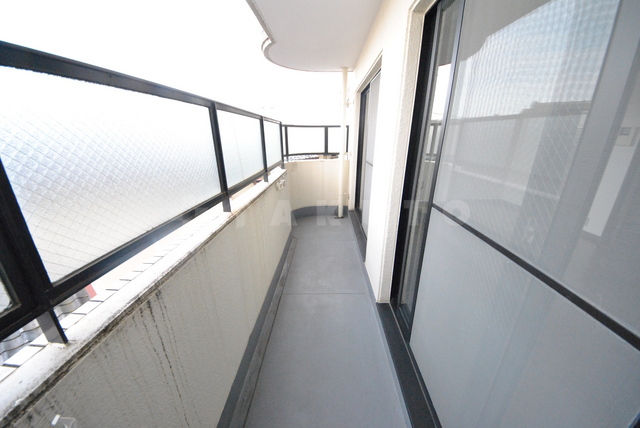 16/27 バルコニー