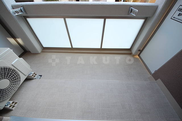 13/21 バルコニー