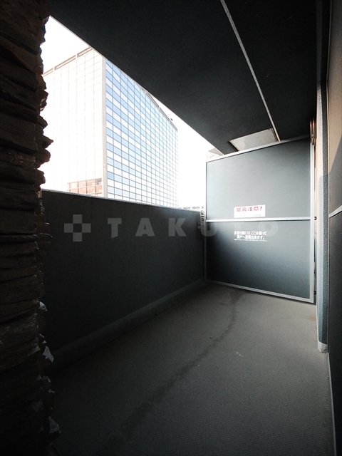 19/30 バルコニー